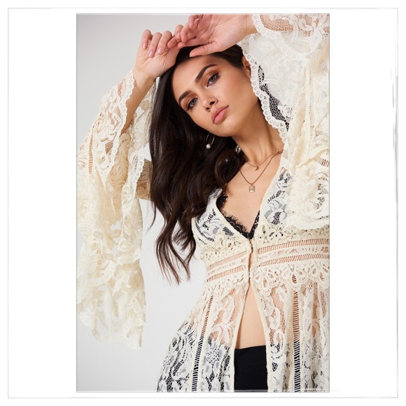 Free People Rhiannon Lace Kimono - Picture 2 of 5